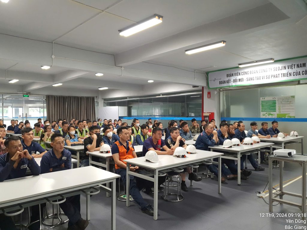 Huấn luyện an toàn vệ sinh lao động