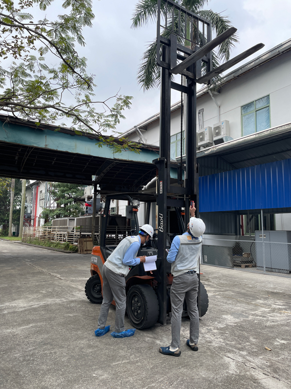 Kiểm định EMIC - kiểm tra khung nâng xe nâng hàng