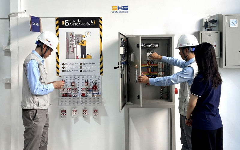Nhóm 2 huấn luyện ATVSLĐ
